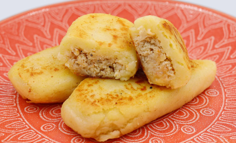 ЗРАЗЫ С ЗАПЕЧЕННОЙ КУРКОЮ