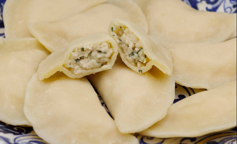 Вареники с курицей, картофелем и укропом