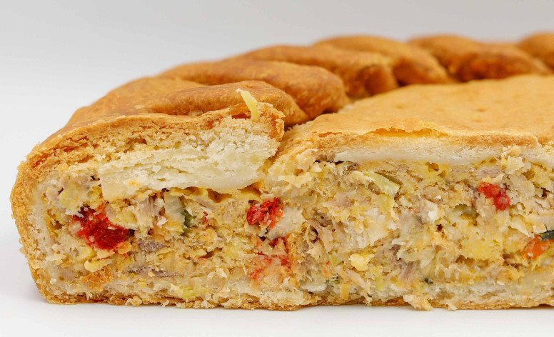 Пирог со свининой в имбирном соусе с цитрусовым оттенком