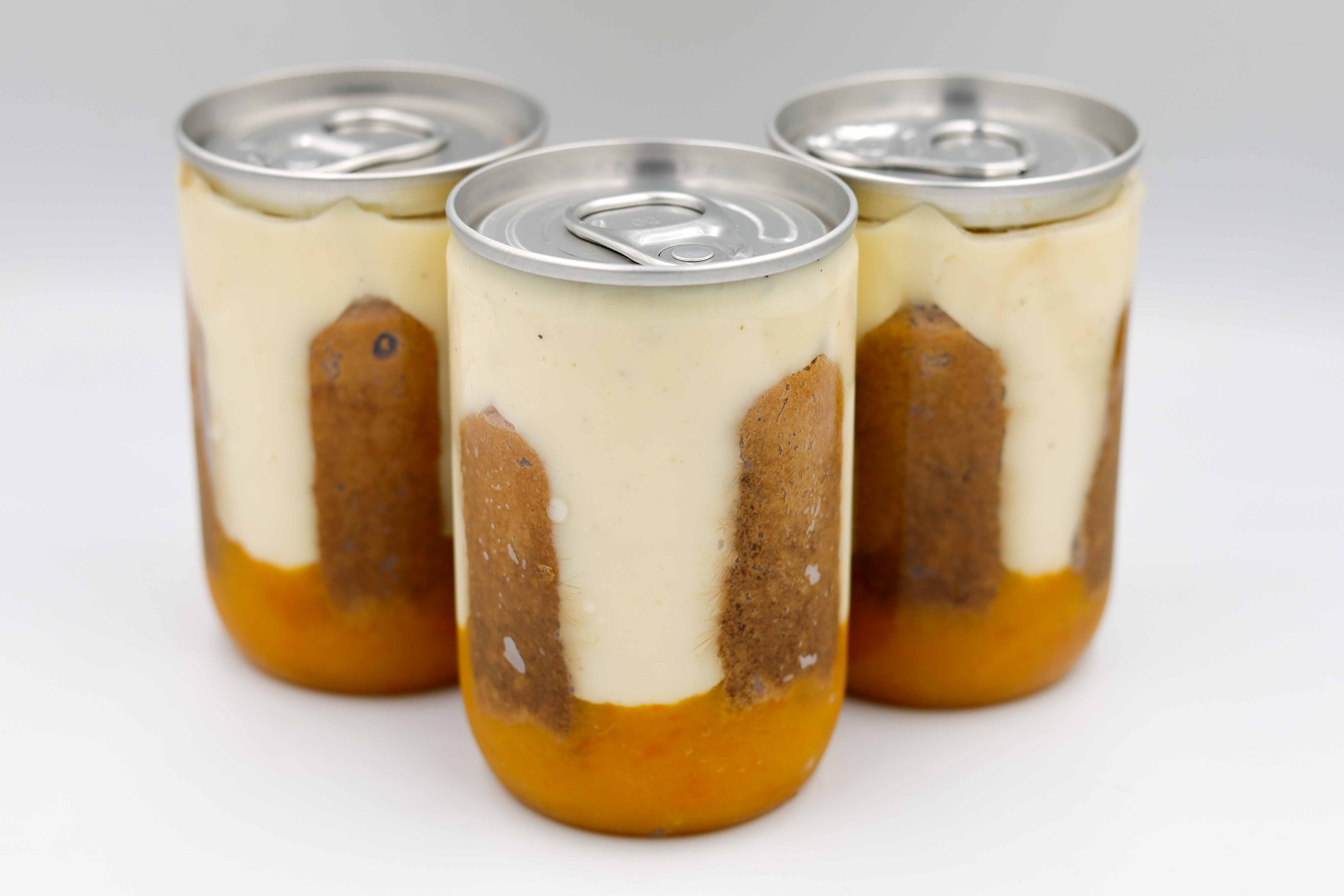 Нежное тирамису с мандарином, абрикосом и кардамоном в банке.